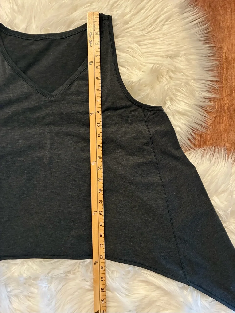 Lululemon Watch Me Flip Tank Heathered Black Gray Sz 8 Style #W1ASFS Layering